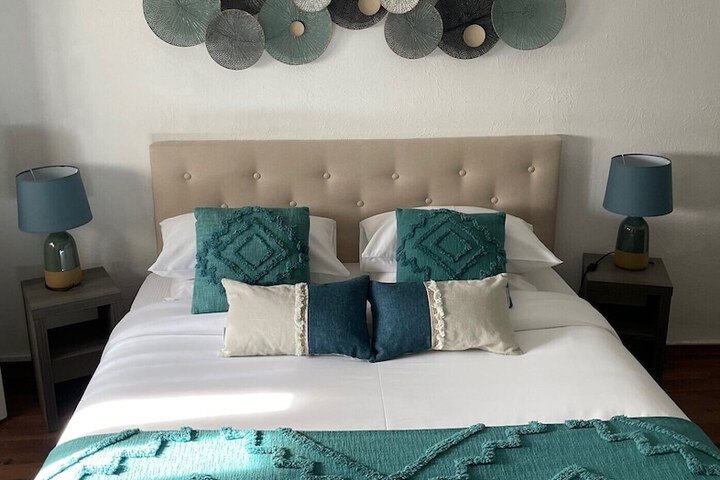 Room 16 of 44