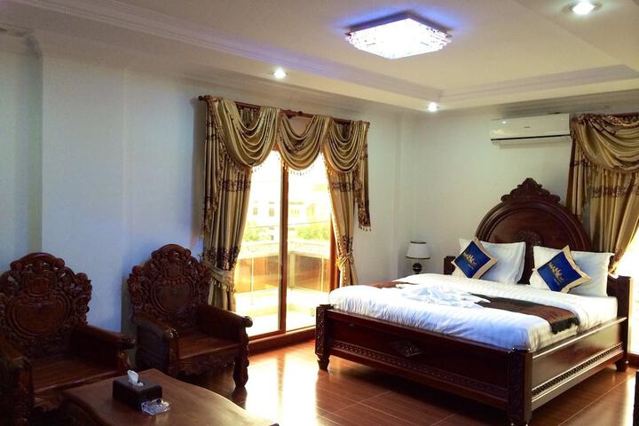 Room 16 of 37