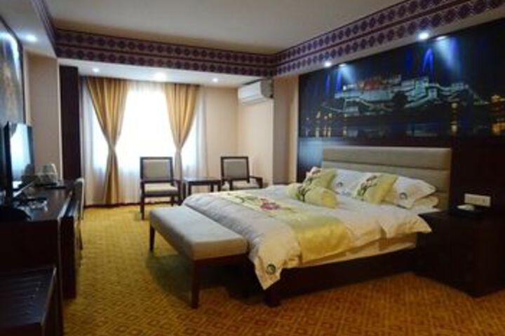 Room 14 of 37