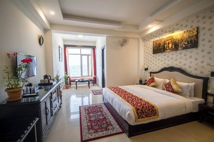 Room 7 of 22