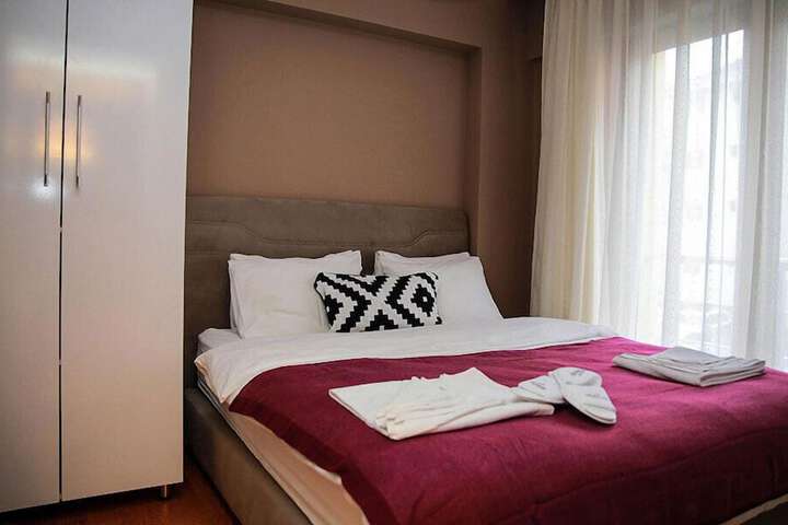 Room 4 of 22