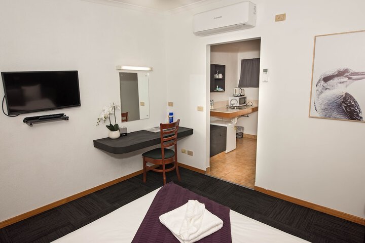 Room 20 of 65