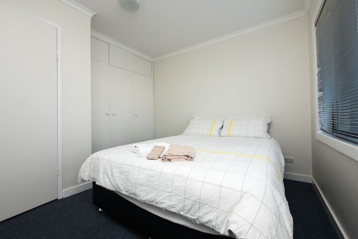 Room 2 of 12