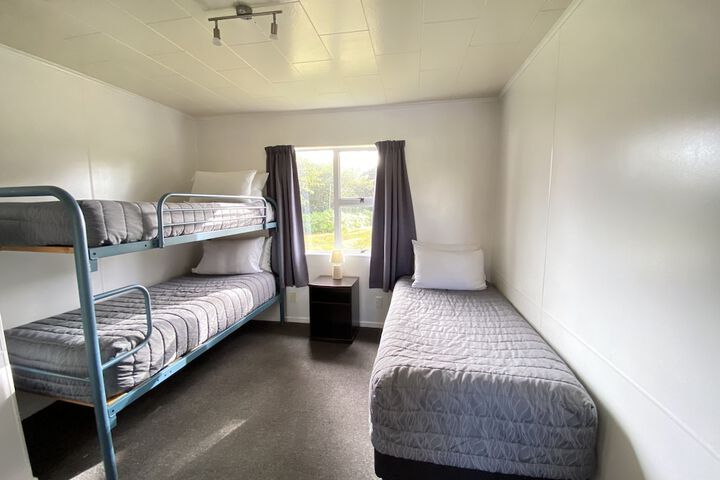 Room 9 of 83