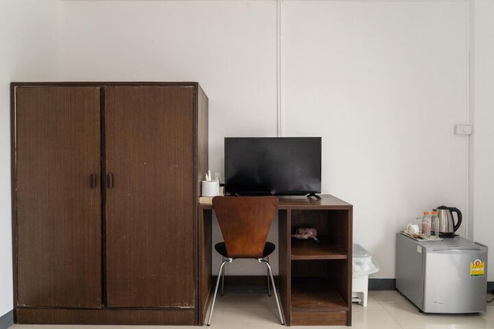 Room 15 of 43