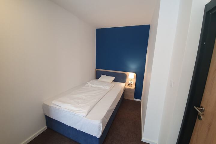 Room 6 of 56