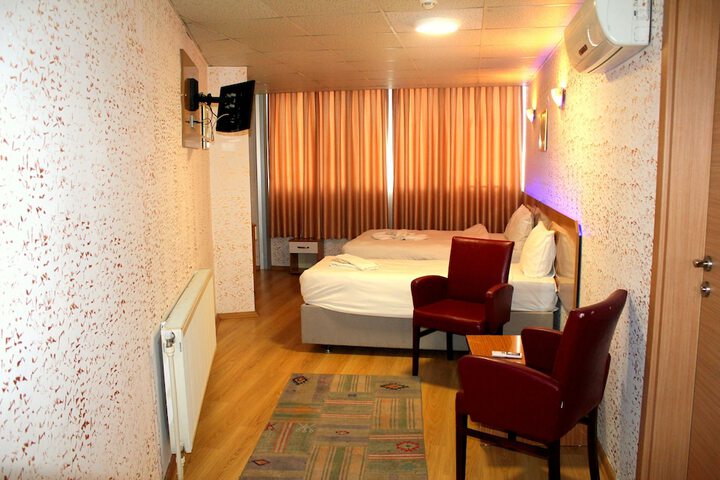 Room 3 of 15