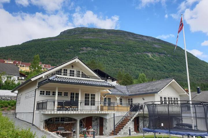 Property image 4