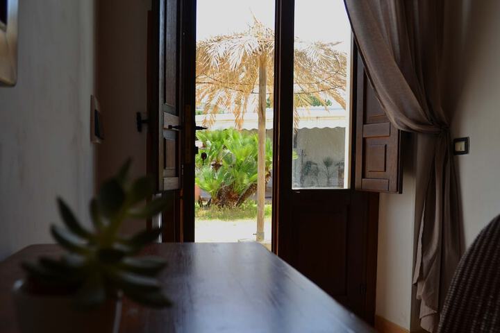 Room 29 of 48