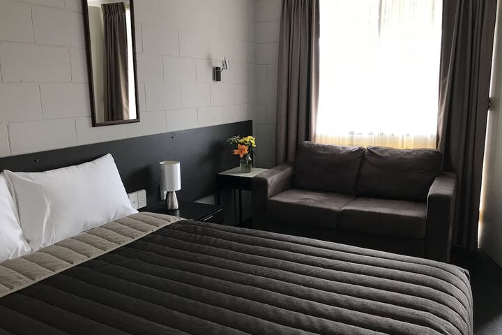 Room 14 of 35