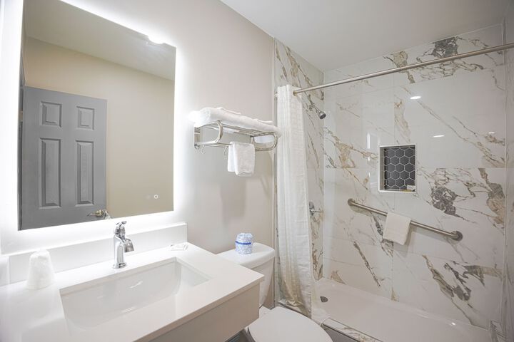 1 King Bed with Kitchenette (41 of 68)