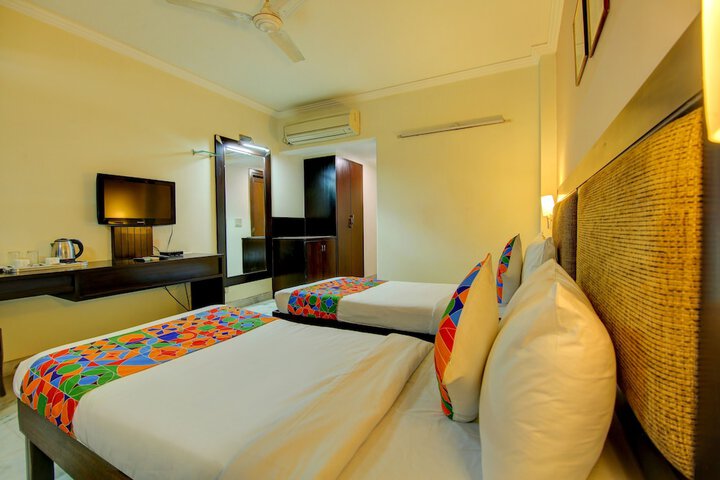 Room 16 of 41