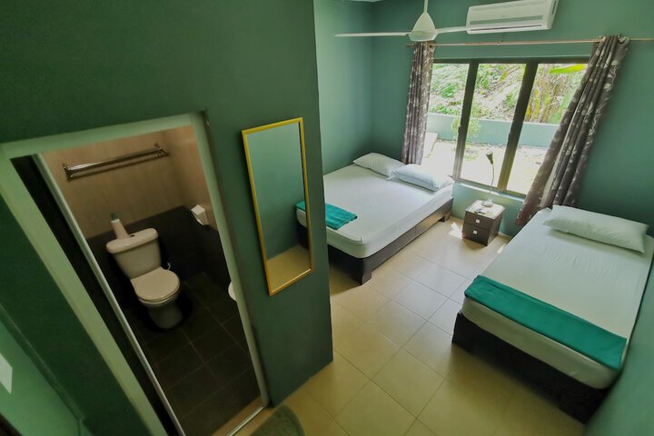 Room 6 of 56