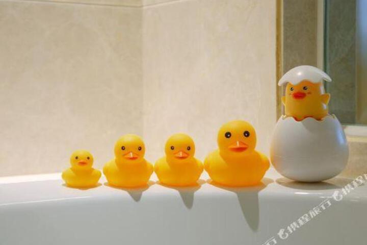 General 4 of 23