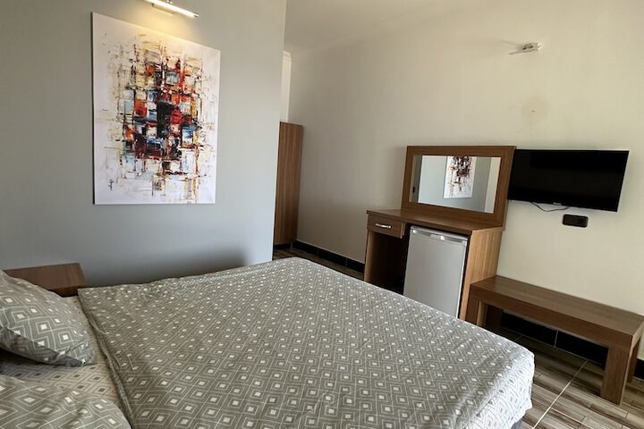 Room 5 of 29