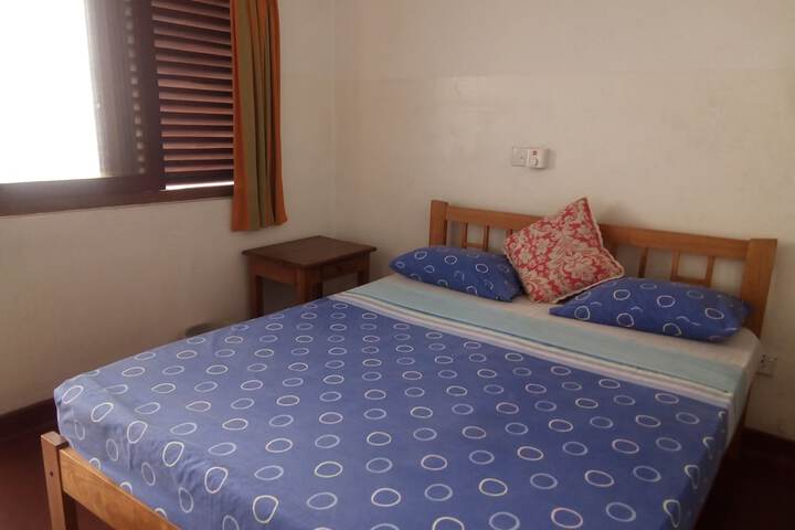 Room 5 of 51