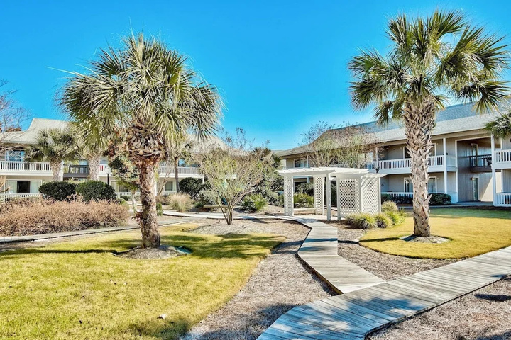 Beachwood Villas 1A- Beach Haven