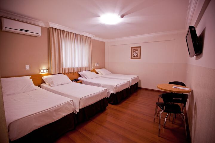 Room 10 of 81