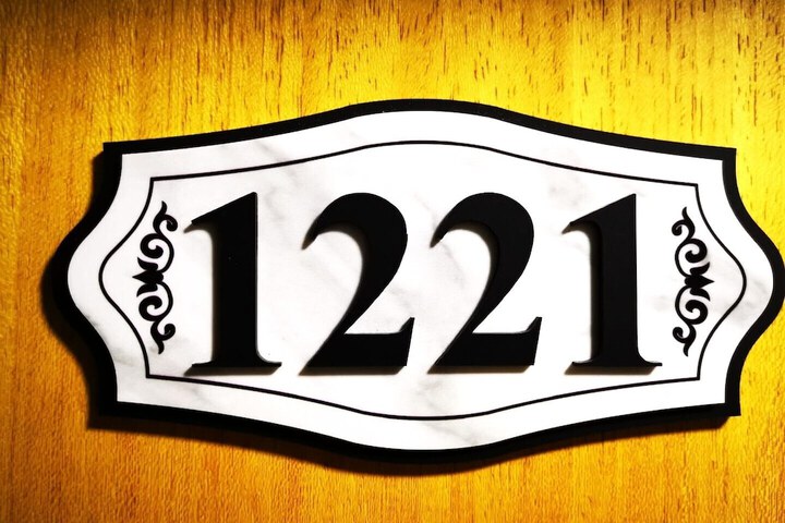 Room 103 of 442
