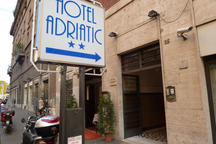 Hotel 33 of 34
