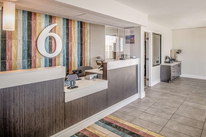 Hotel Interior 4 of 33