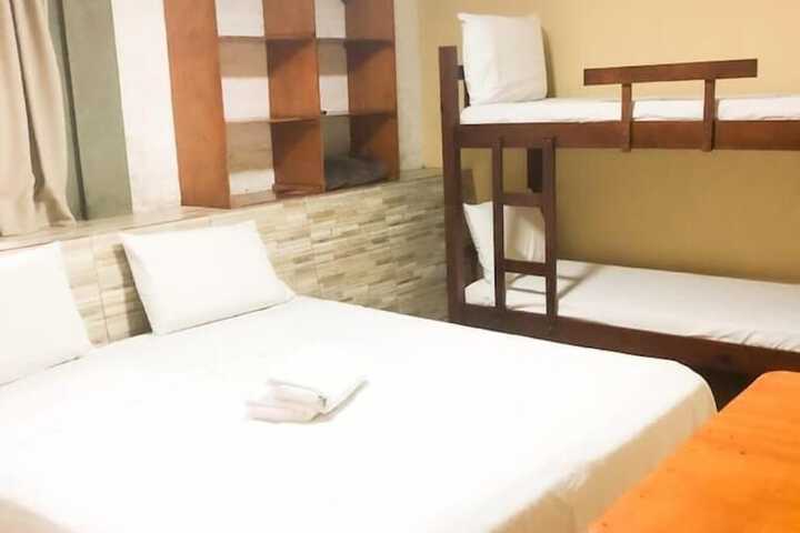 Room 29 of 81