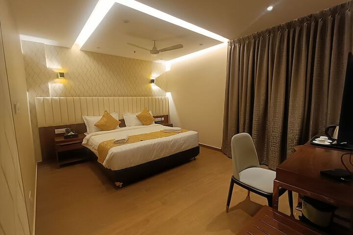 Room 50 of 87