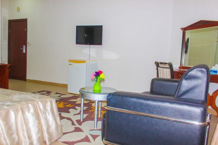 Room 14 of 62