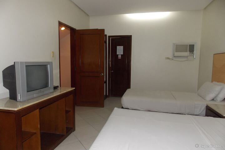 Room 4 of 56