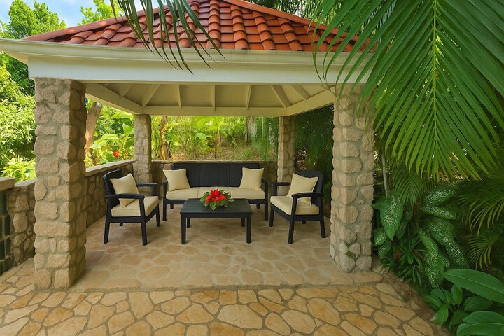 Terrace/Patio 11 of 16
