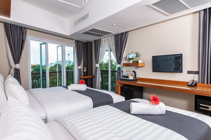 Room 20 of 99