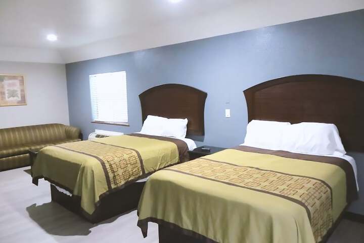 Room 4 of 21