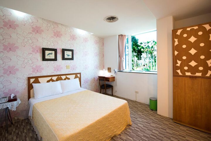 Room 14 of 51