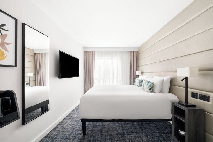 Room 10 of 61