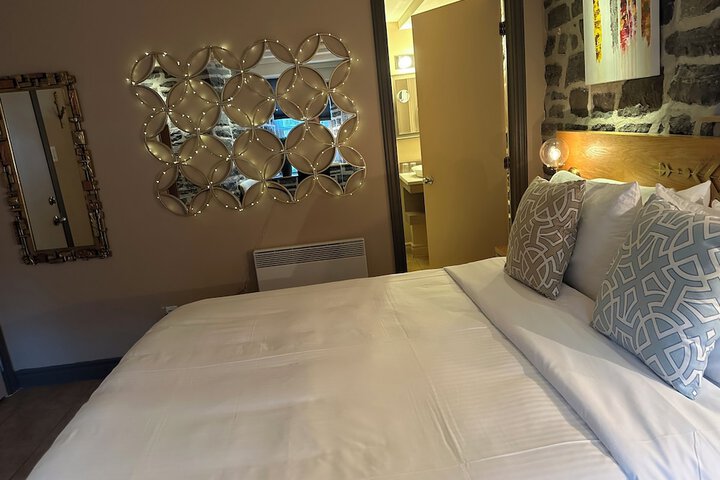 Room 55 of 144