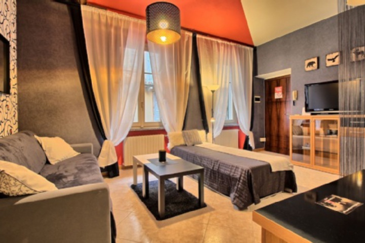 Room 444 of 528