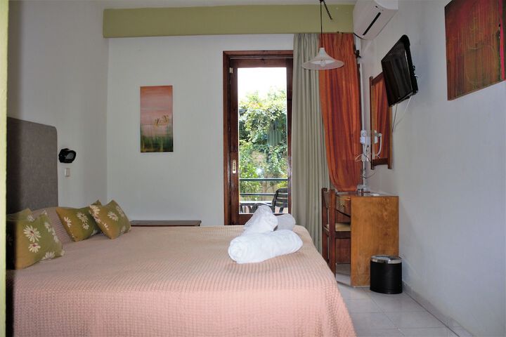 Room 20 of 107
