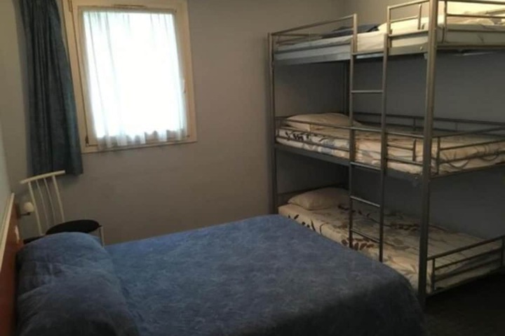 Room 14 of 64