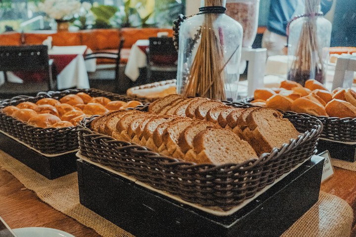 Breakfast/Coffee Service 101 of 128