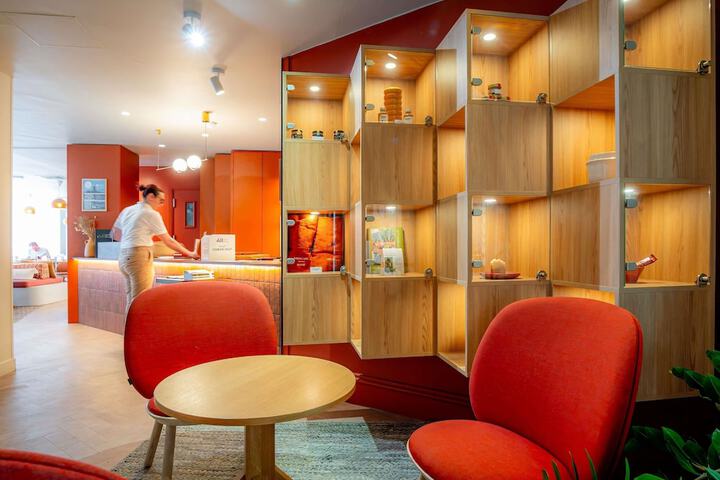 Hotel Interior 64 of 96