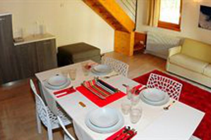 Room 18 of 27