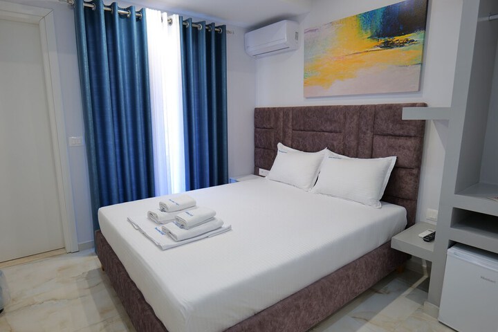 Room 55 of 95