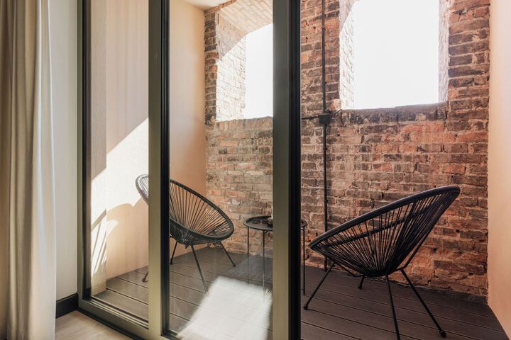Terrace/Patio 12 of 298
