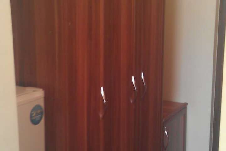 Room 33 of 59