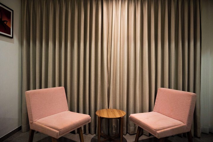 Room 4 of 19