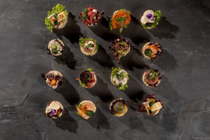 Dining 106 of 238