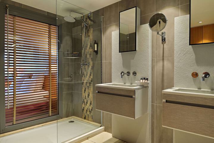 Bath Interior