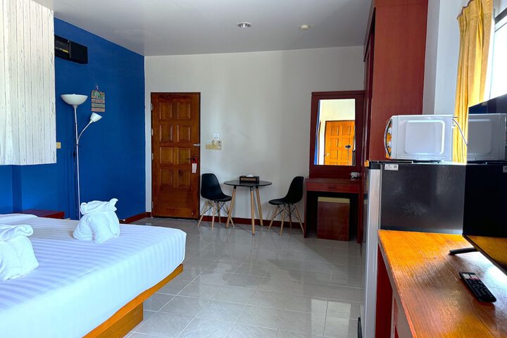 Room 25 of 79