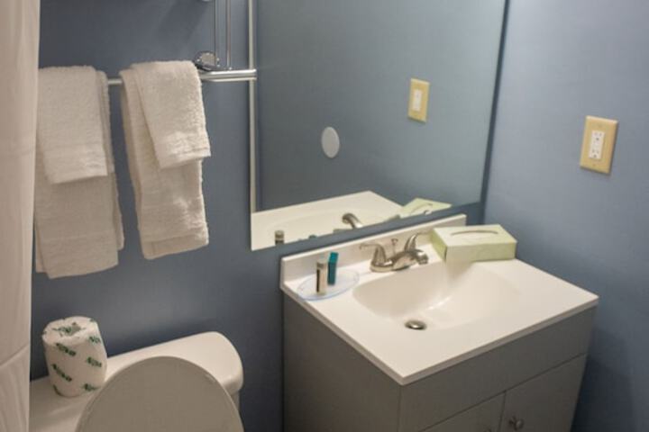 Basic Double Room (6 of 7)