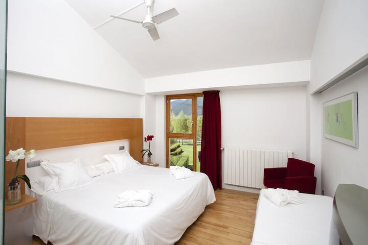 Room 10 of 90